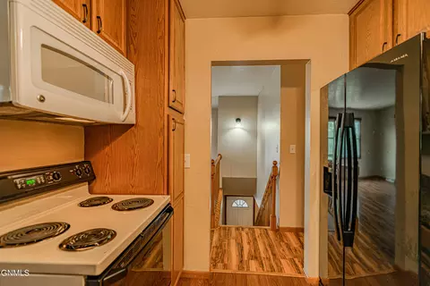 809 27th St, Bismarck, ND 58501 photo 7