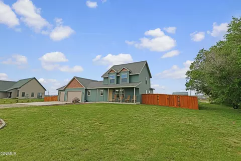 5489 Sweet Clover Ln, Williston, ND 58801 photo 22