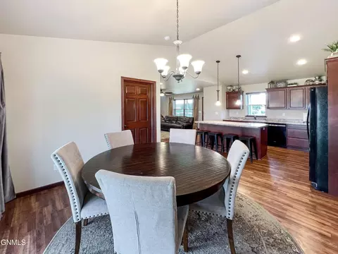 5489 Sweet Clover Ln, Williston, ND 58801 photo 42