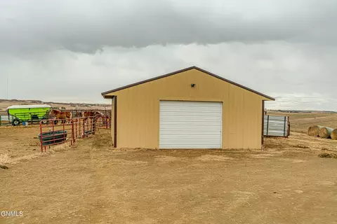 4949 162nd Ave NE, Baldwin, ND 58521 photo 106