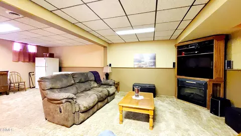 523 27th St, Bismarck, ND 58501 photo 11