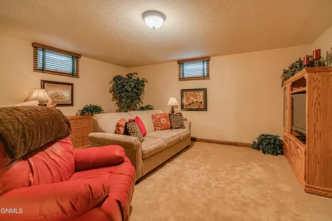 314 Saturn Dr, Bismarck, ND 58503 photo 44