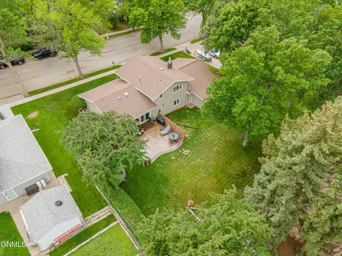 314 Saturn Dr, Bismarck, ND 58503 photo 77