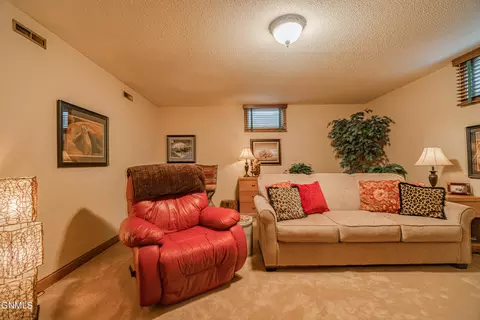 314 Saturn Dr, Bismarck, ND 58503 photo 45