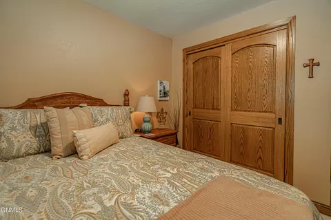 314 Saturn Dr, Bismarck, ND 58503 photo 33