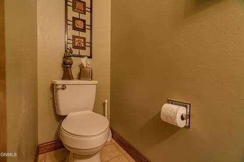 314 Saturn Dr, Bismarck, ND 58503 photo 29