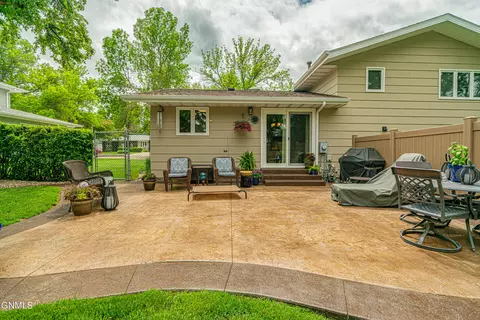 314 Saturn Dr, Bismarck, ND 58503 photo 61
