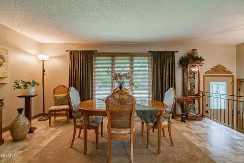 314 Saturn Dr, Bismarck, ND 58503 photo 15