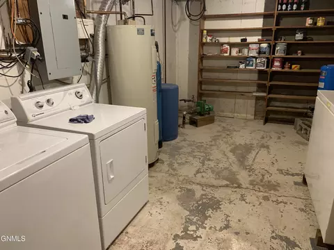 207 3rd St SE, Lamoure, ND 58458 photo 29