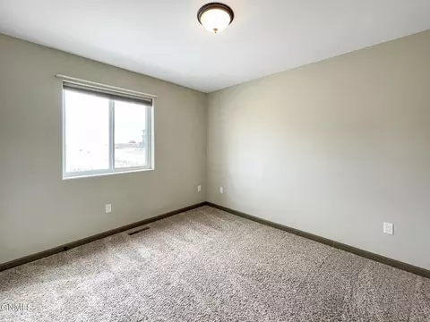 5803 Vanessa Ave, Williston, ND 58801 photo 25