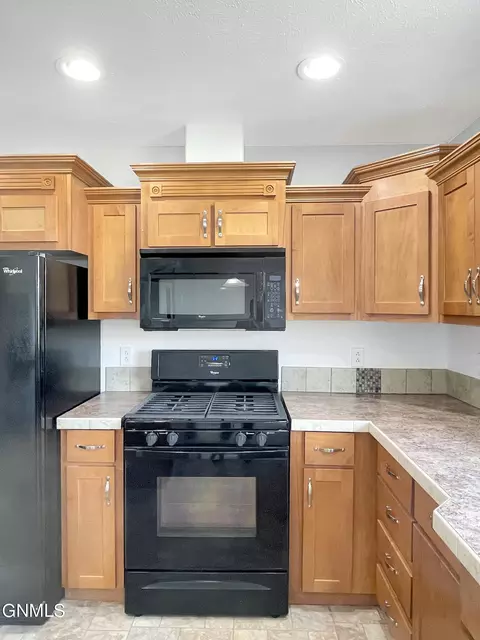 12417 59k St NW, Epping, ND 58843 photo 14