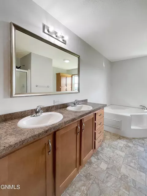 12417 59k St NW, Epping, ND 58843 photo 20