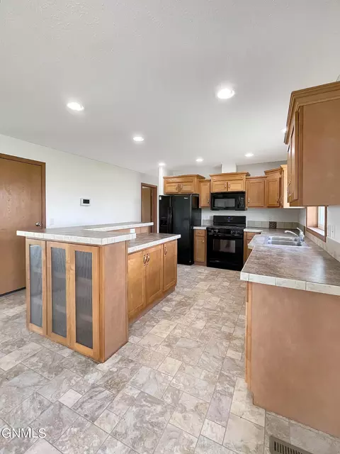 12417 59k St NW, Epping, ND 58843 photo 12