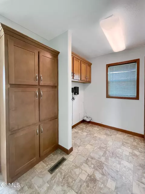 12417 59k St NW, Epping, ND 58843 photo 16