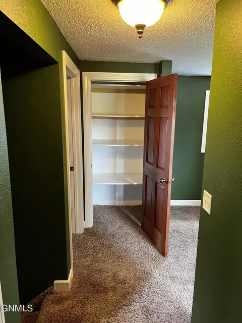 609 2nd St E, Edgeley, ND 58433 photo 33