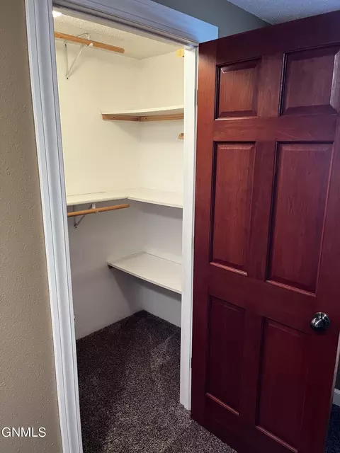 609 2nd St E, Edgeley, ND 58433 photo 32