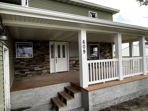 609 2nd St E, Edgeley, ND 58433 photo 7