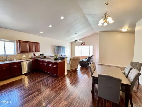 1909 23rd St W St W, Williston, ND 58801 photo 10