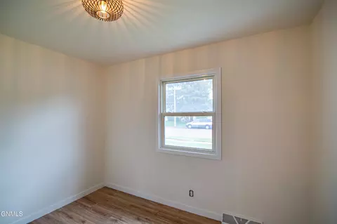 1732 Assumption Dr, Bismarck, ND 58503 photo 24