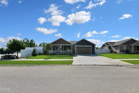 2219 29th Ave W, Williston, ND 58801 photo 18