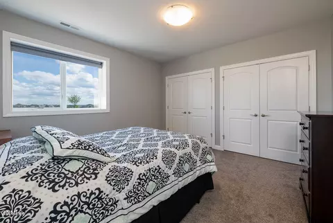 3909 Clairmont Rd, Bismarck, ND 58503 photo 35