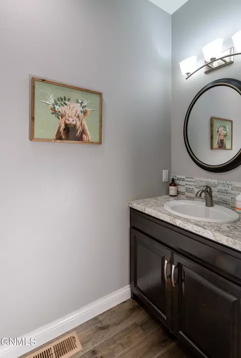 3909 Clairmont Rd, Bismarck, ND 58503 photo 18