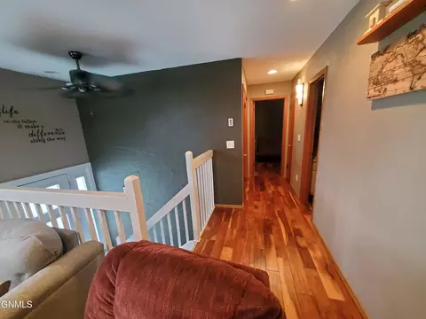 102 3rd Ave SE, Bowman, ND 58623 photo 15