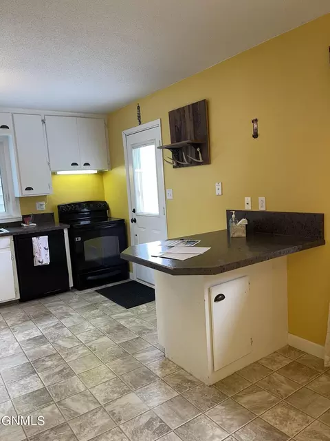1309 Divide Ave E, Bismarck, ND 58501 photo 5