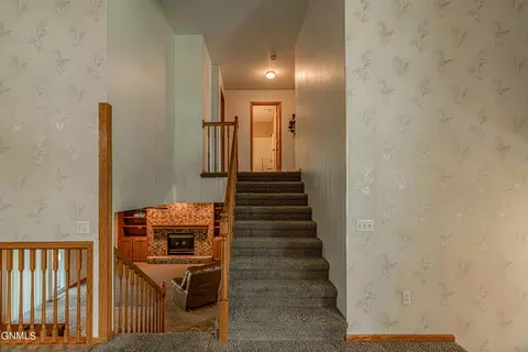 440 Stuttgart Dr, Bismarck, ND 58504 photo 19