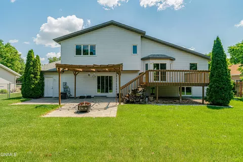 440 Stuttgart Dr, Bismarck, ND 58504 photo 71
