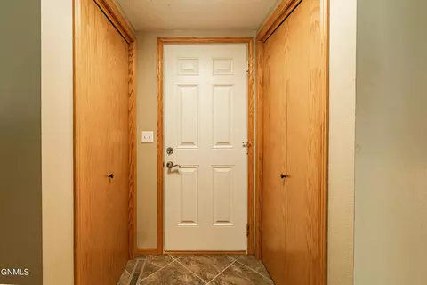 440 Stuttgart Dr, Bismarck, ND 58504 photo 47