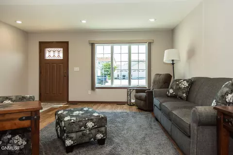 2413 La Corte Loop, Bismarck, ND 58503 photo 18