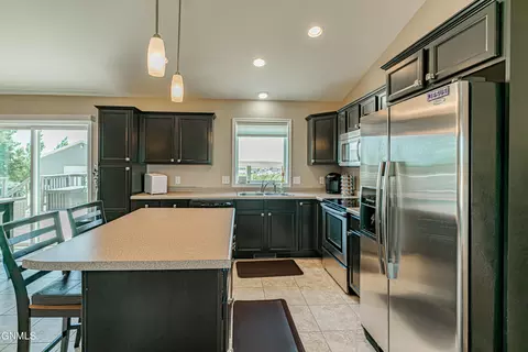 6922 Derek Dr, Bismarck, ND 58504 photo 25