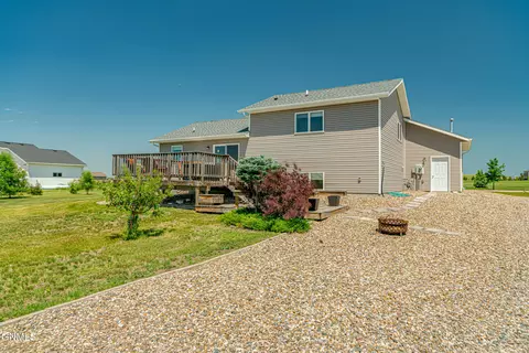 6922 Derek Dr, Bismarck, ND 58504 photo 71