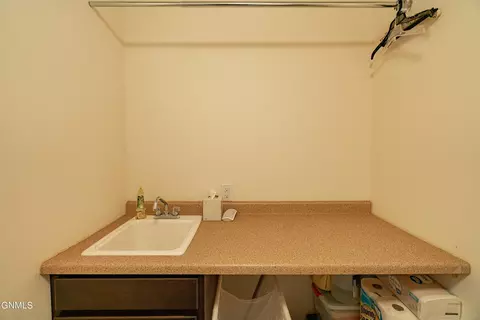 6922 Derek Dr, Bismarck, ND 58504 photo 57