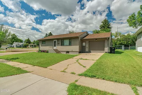 1512 Harmon Ave, Bismarck, ND 58501 photo 22