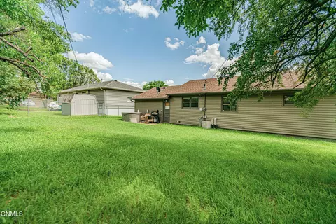 1512 Harmon Ave, Bismarck, ND 58501 photo 18