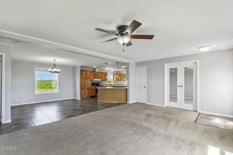 13121 48t Way NW, Williston, ND 58801 photo 11