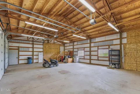 13121 48t Way NW, Williston, ND 58801 photo 24
