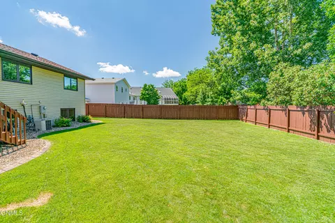 308 Stuttgart Dr, Bismarck, ND 58504 photo 48
