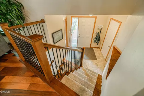 308 Stuttgart Dr, Bismarck, ND 58504 photo 32