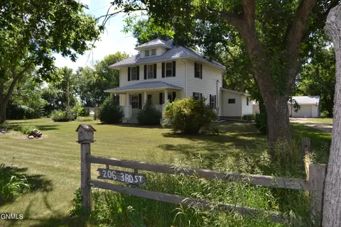 206 3rd St SE, Moffit, ND 58560 photo 2