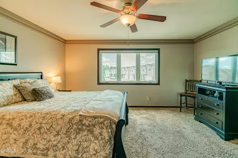 1737 Calgary Loop, Bismarck, ND 58503 photo 35