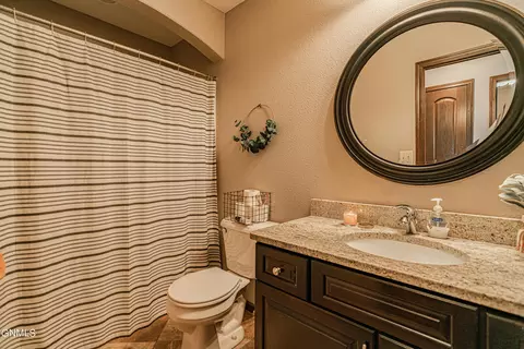 1737 Calgary Loop, Bismarck, ND 58503 photo 47