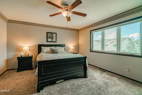 1737 Calgary Loop, Bismarck, ND 58503 photo 34