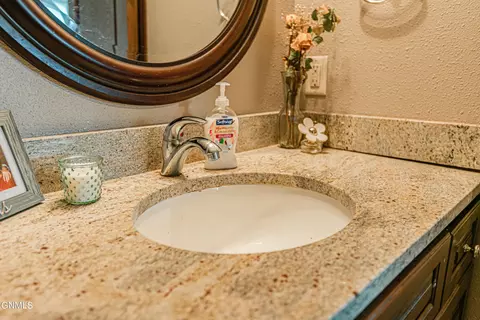 1737 Calgary Loop, Bismarck, ND 58503 photo 52
