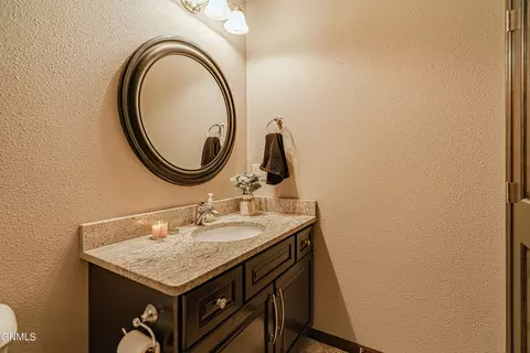 1737 Calgary Loop, Bismarck, ND 58503 photo 48