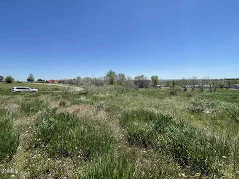 4825 Southview St, Williston, ND 58801 photo 3