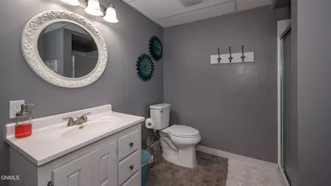 606 Cypress Dr, Beulah, ND 58523 photo 21