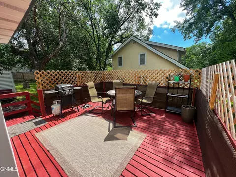 323 Custer Park St, Bismarck, ND 58501 photo 22